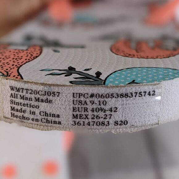 Cute Sloth Pattern Flip Flops - Size 9/10 - Picture 9 of 9